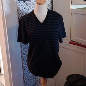 Calvin Klein Liquid Touch large shirt